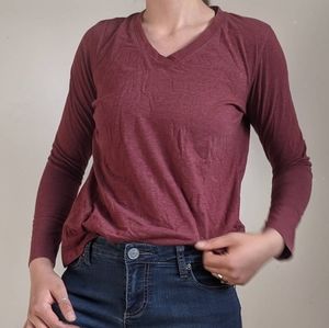 (2/$20) Muted red long sleeve v-neck tee